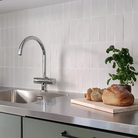 Villa New W/sauna, Jacuzzi &wifi *